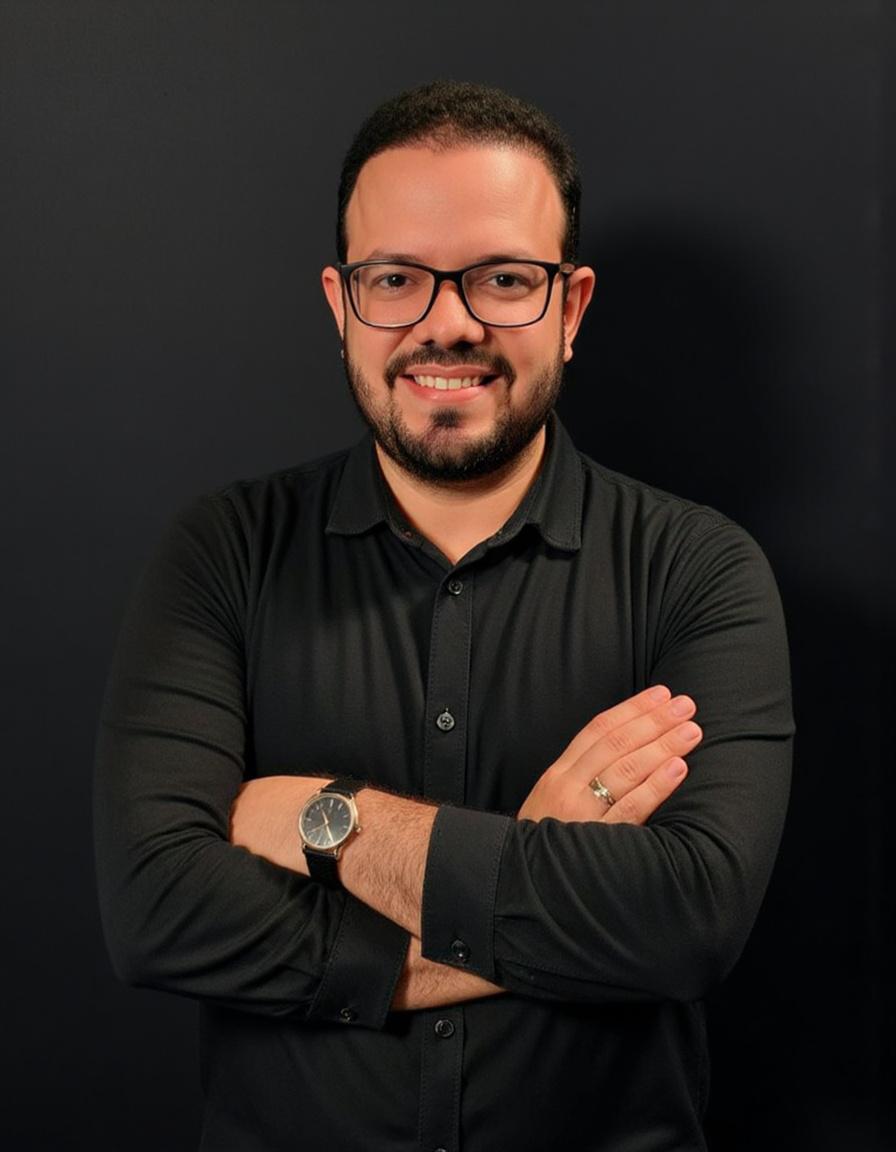 Retrato oficial de Tiago Lucena